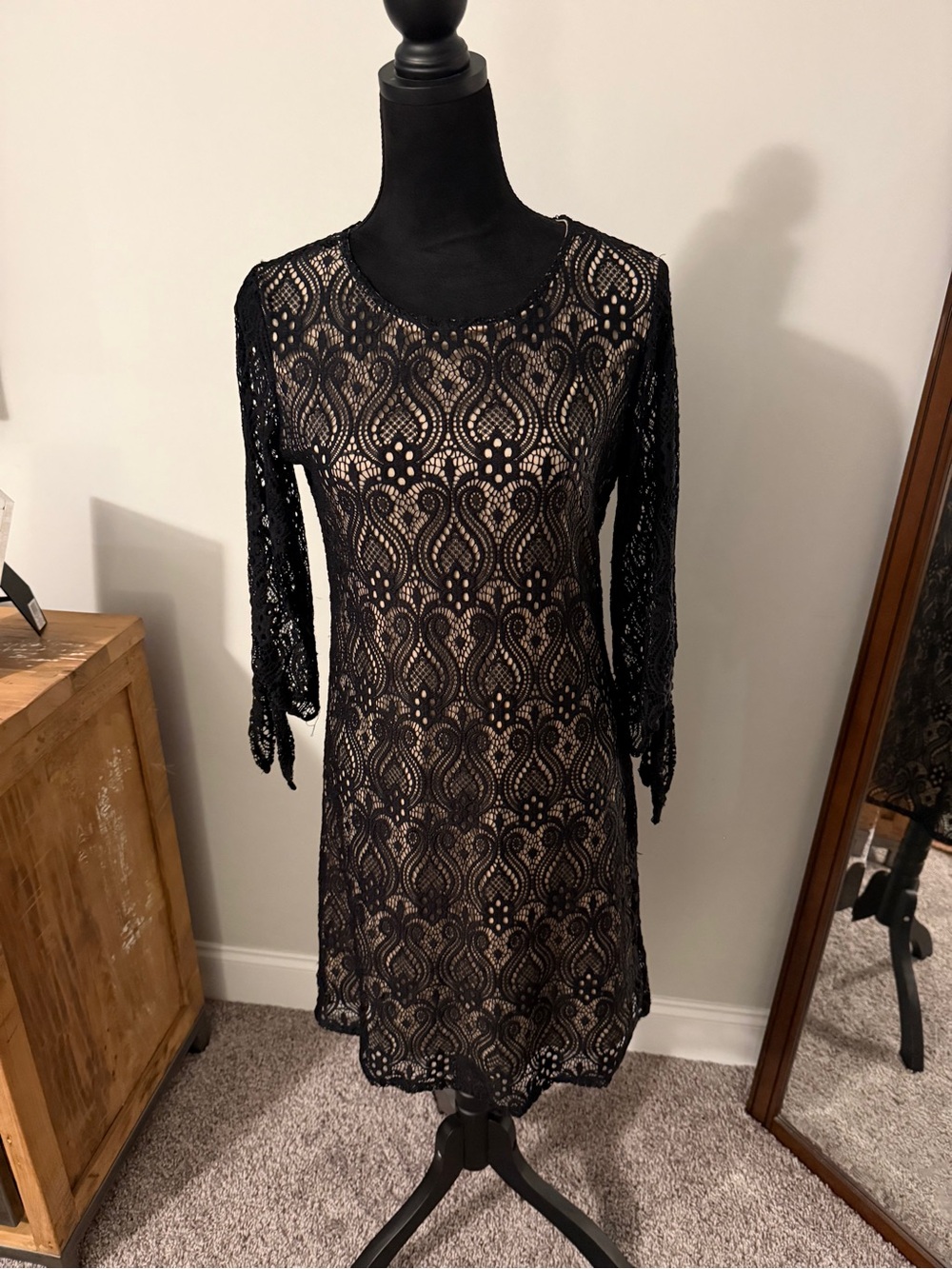 Sincerely Jules Black Lace Long Sleeve Shift Dress